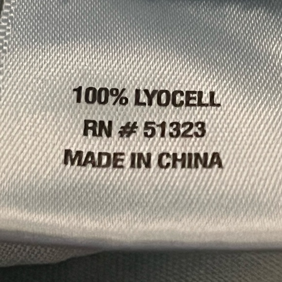 Sam & Jess Off The Shoulder Top - Picture 4 of 6